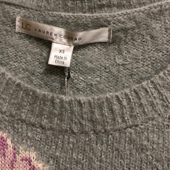 Lauren Conrad light sweater vintage design - NWT - Picture 2 of 4